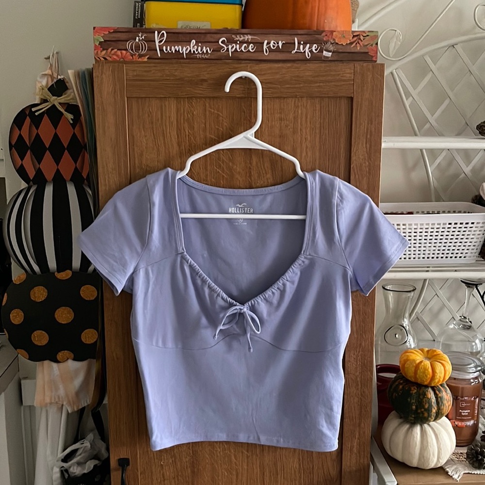 Woman’s hollister ruched shirt